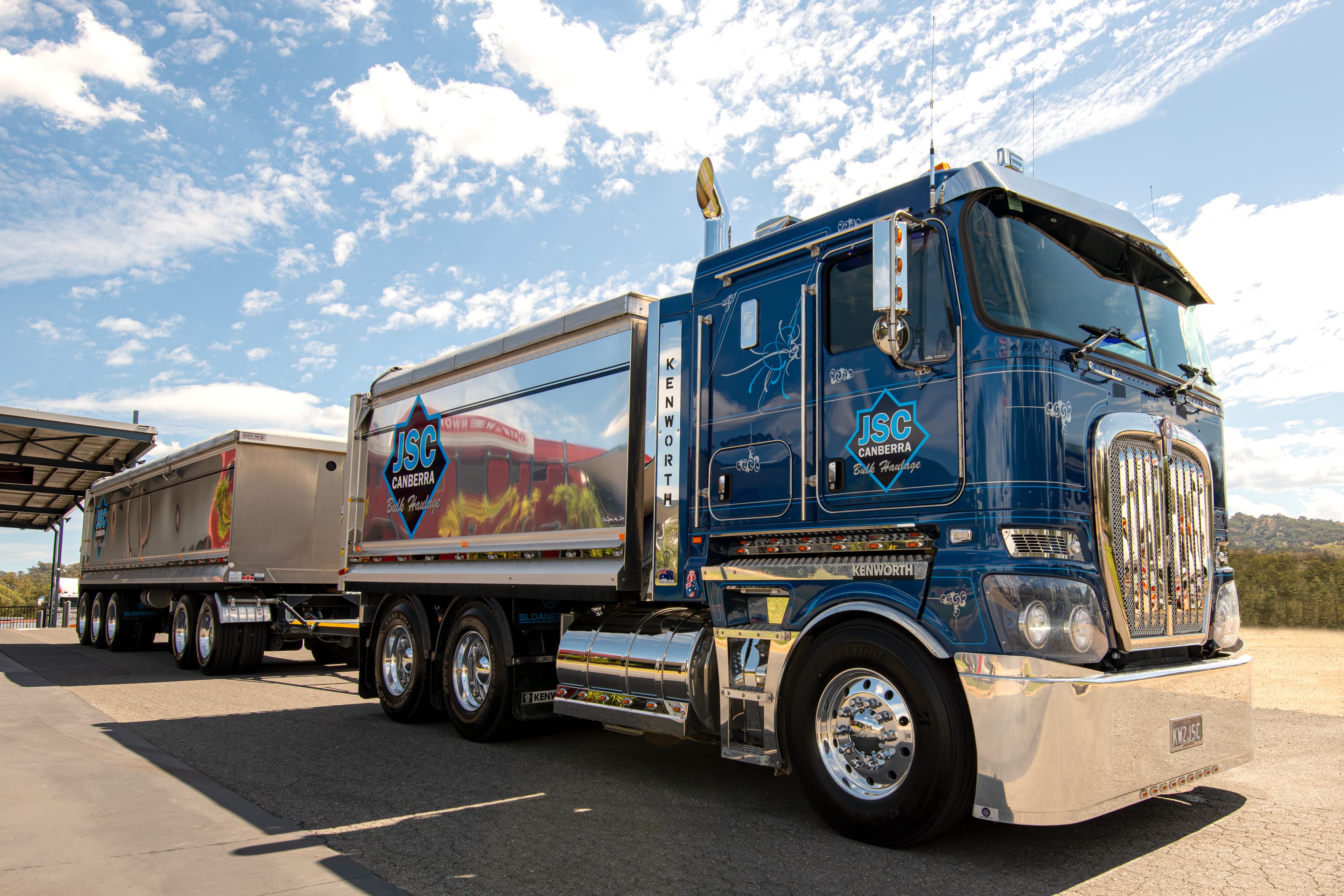Professional trucking ppc for haulage showing fleet management and customer portal features