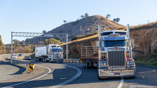 Scholz Bulk Haulage Gallery - 8