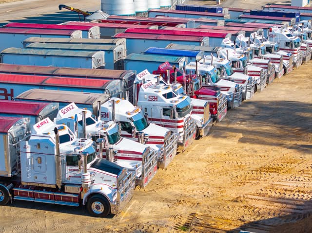 Scholz Bulk Haulage Gallery - 1